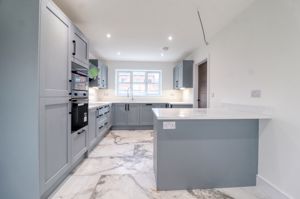 Kitchen/Diner- click for photo gallery